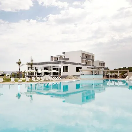 Evita Resort Hotel 4*